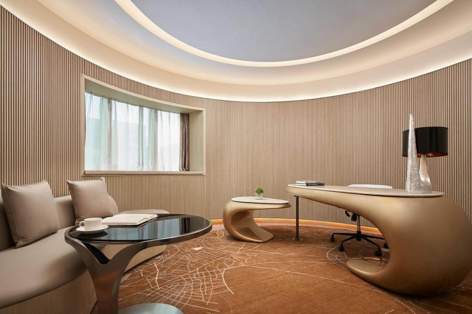 Renaissance Shenzhen Luohu Hotel Экстерьер фото